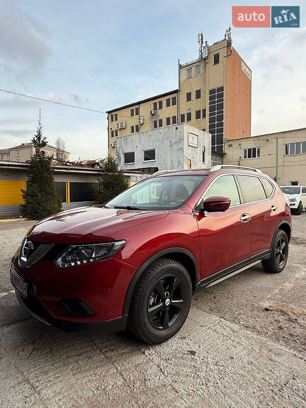Nissan Rogue (2014)