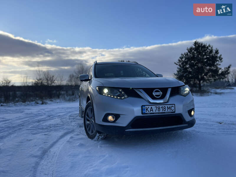 Nissan Rogue (2014)