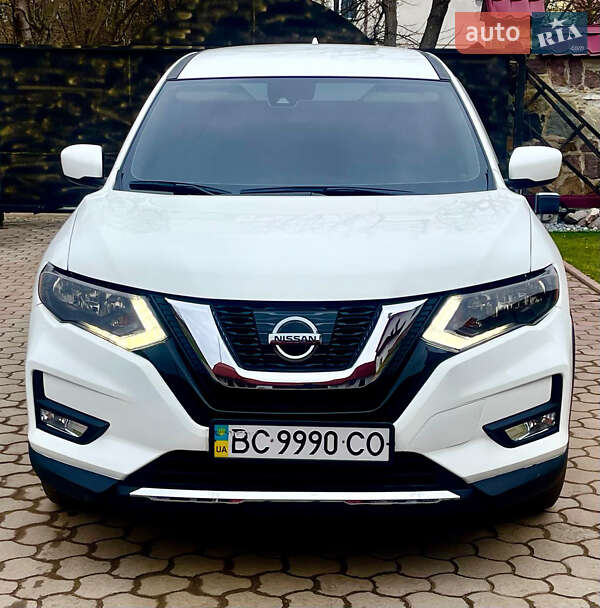 Nissan Rogue (2020)