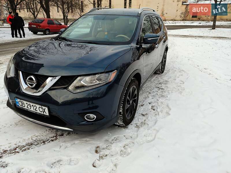 Nissan Rogue (2015)