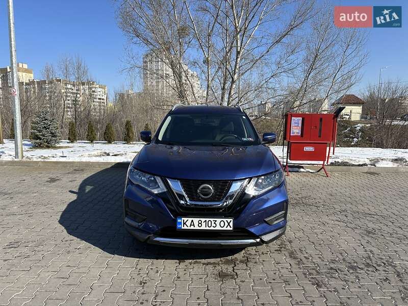Nissan Rogue (2018)