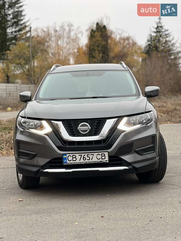 Nissan Rogue (2017)
