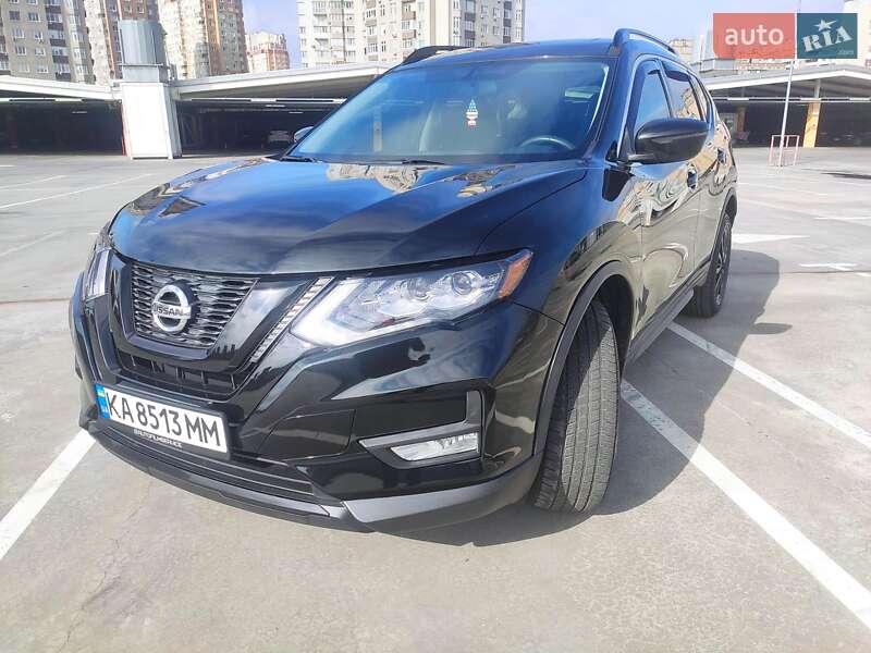 Nissan Rogue (2016)
