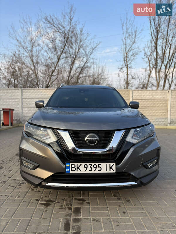 Nissan Rogue (2019)