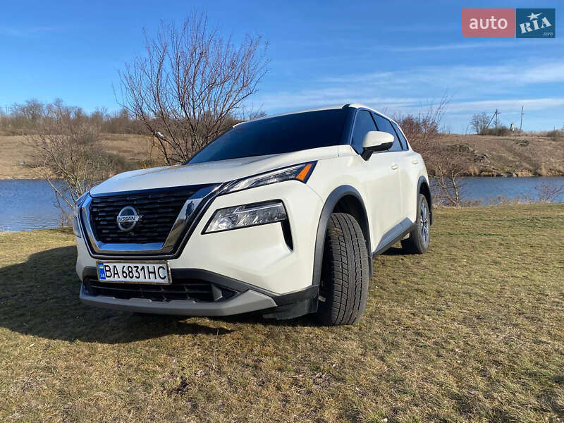 Nissan Rogue (2021)