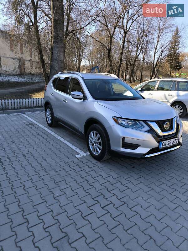 Nissan Rogue (2019)