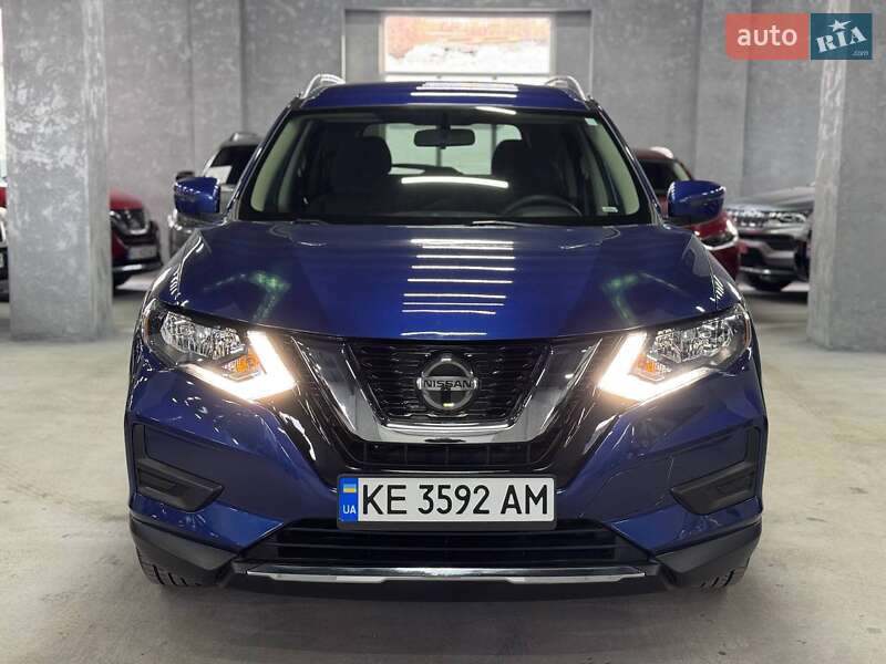 Nissan Rogue (2017)