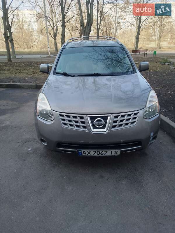 Nissan Rogue (2008)