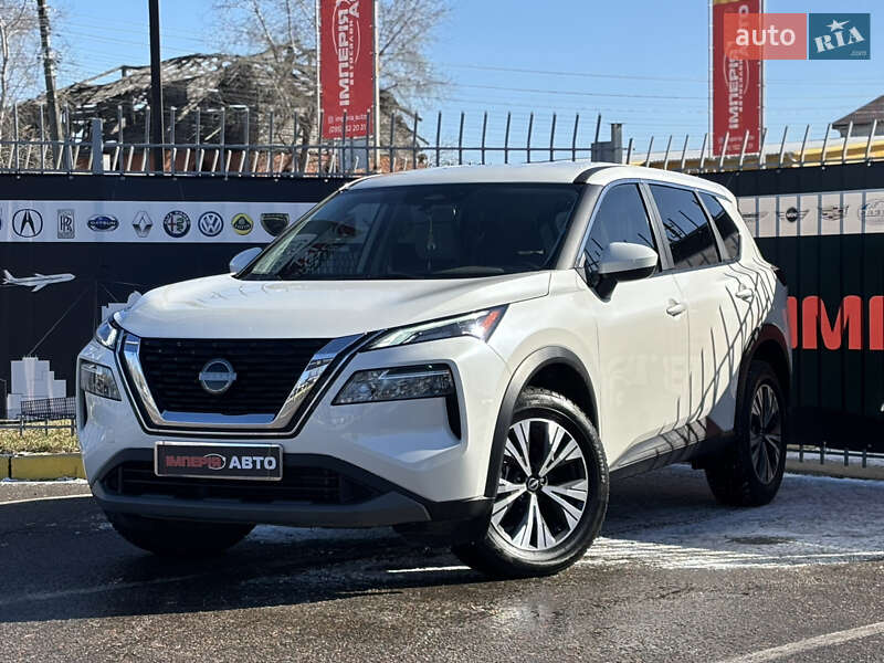 Nissan Rogue (2023)