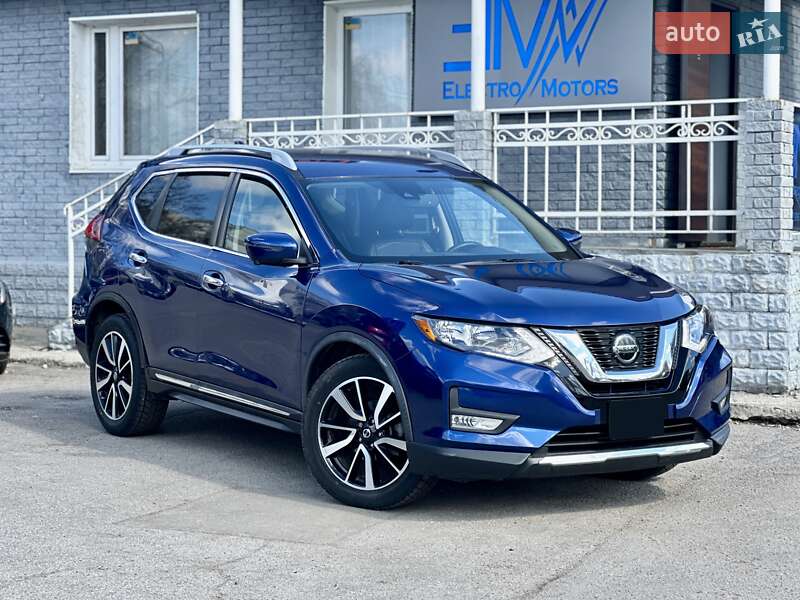 Nissan Rogue (2018)