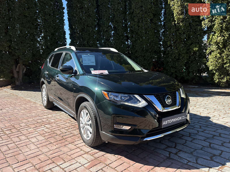 Nissan Rogue (2018)