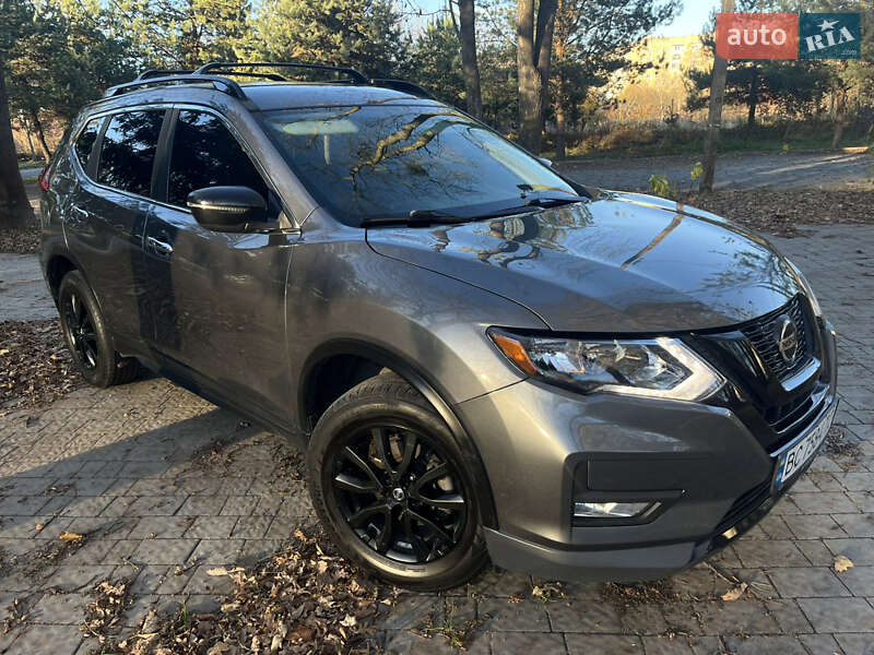 Nissan Rogue (2018)