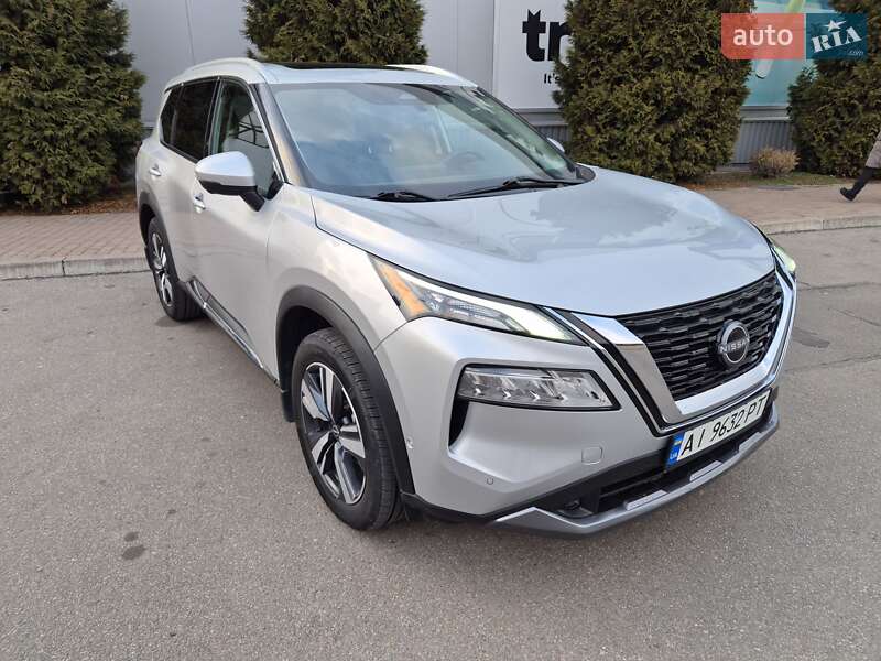 Nissan Rogue (2022)