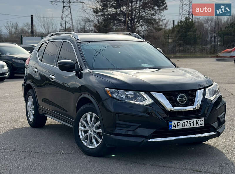 Nissan Rogue (2018)