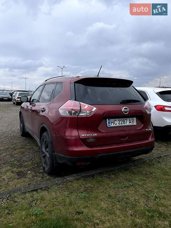 Nissan Rogue (2014)