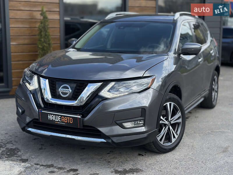 Nissan Rogue (2016)