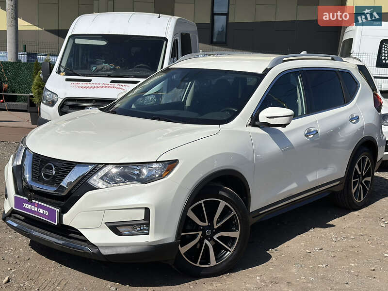 Nissan Rogue (2018)