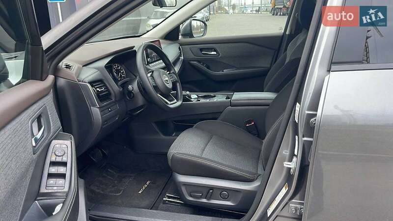 Nissan Rogue (2022)