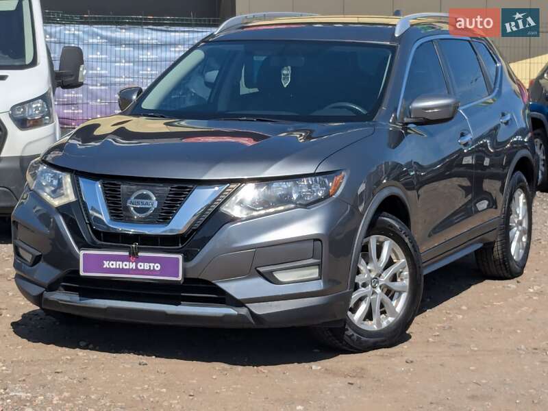 Nissan Rogue (2017)