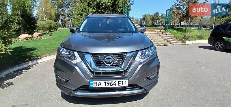 Nissan Rogue (2016)