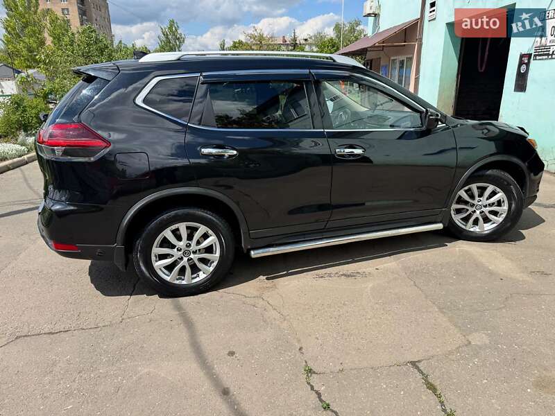 Nissan Rogue (2019)