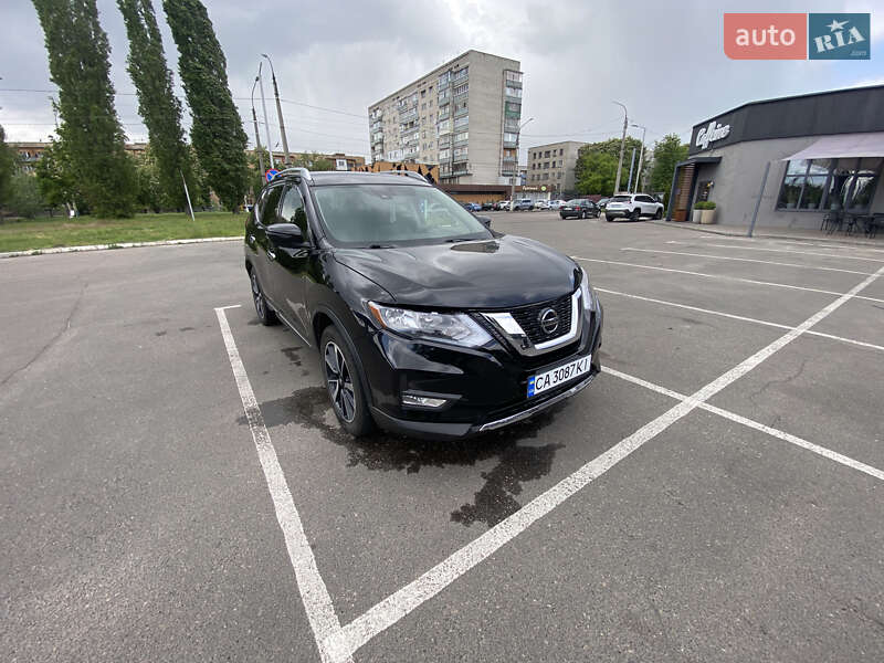 Nissan Rogue (2019)