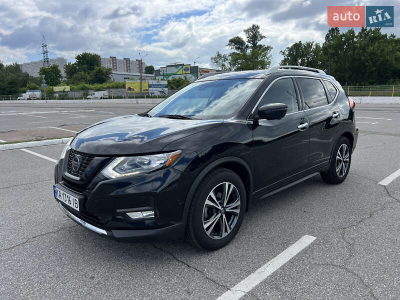 Nissan Rogue (2019)