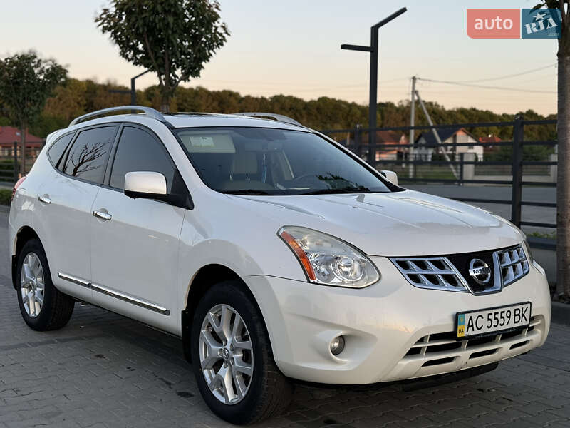 Nissan Rogue (2012)