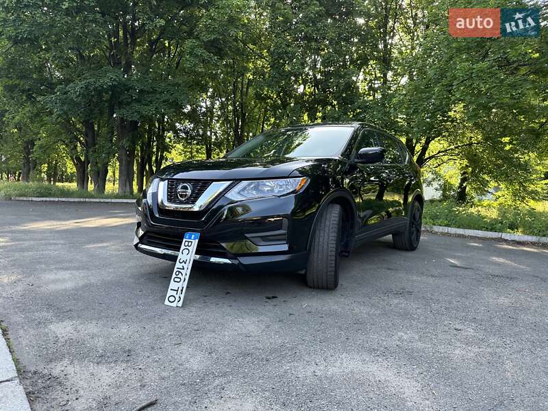 Nissan Rogue (2019)
