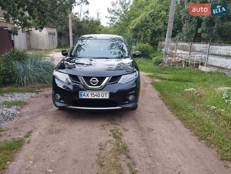 Nissan Rogue (2014)
