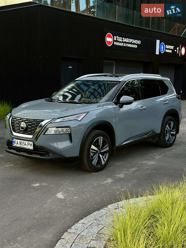 Nissan Rogue (2021)