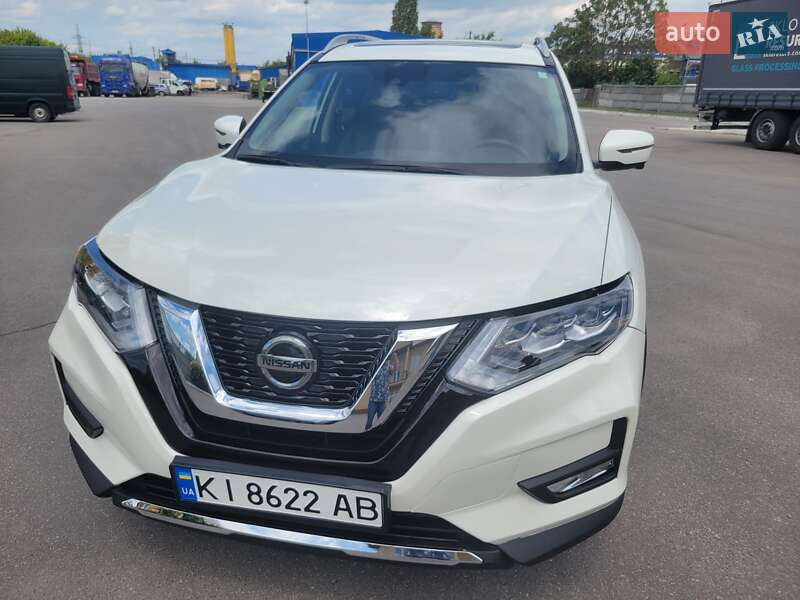 Nissan Rogue (2020)