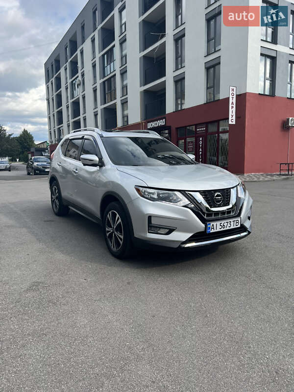 Nissan Rogue (2020)