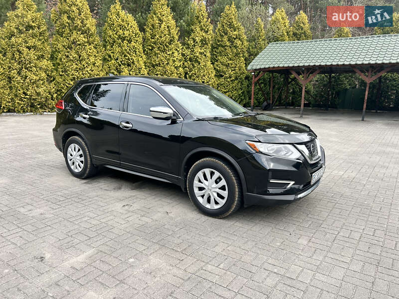 Nissan Rogue (2017)