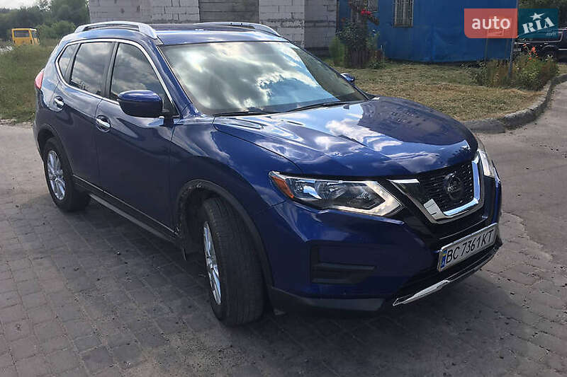 Nissan Rogue (2018)