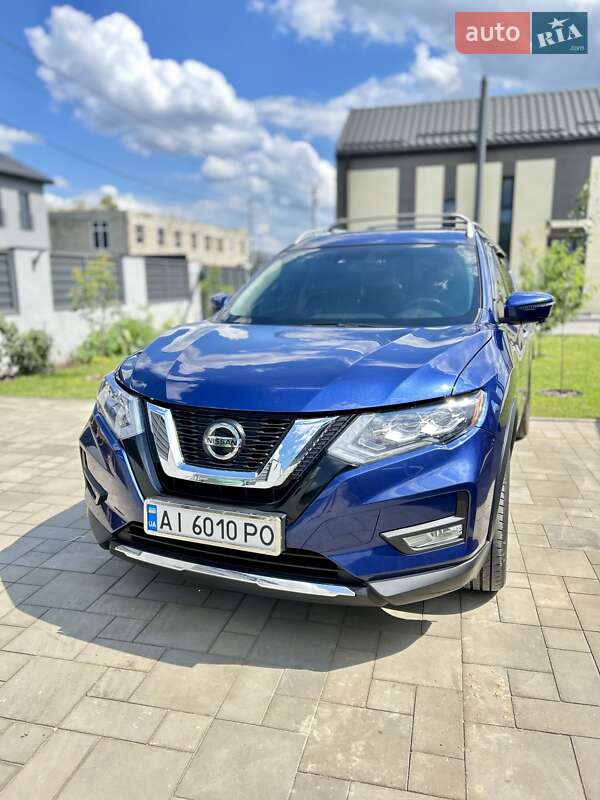 Nissan Rogue (2018)