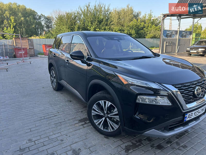 Nissan Rogue (2021)