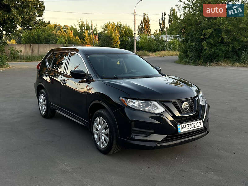 Nissan Rogue (2018)
