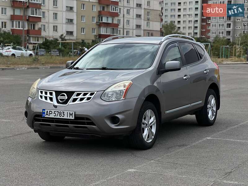 Nissan Rogue (2011)