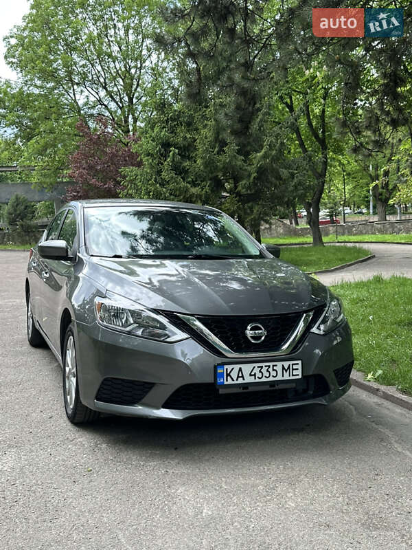Nissan Sentra (2019)