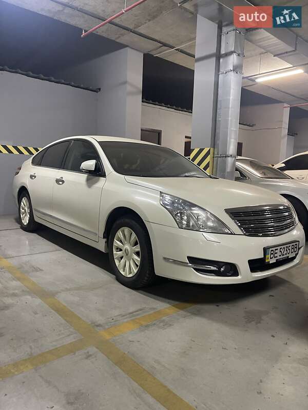 Nissan Teana (2011)