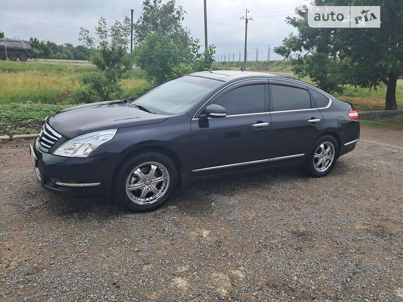 Nissan Teana (2010)