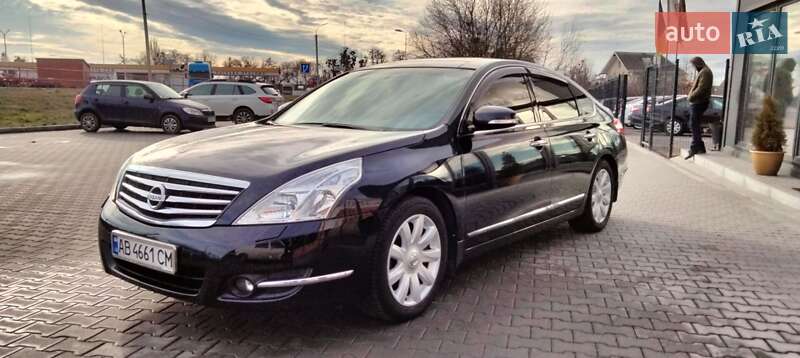 Nissan Teana (2011)