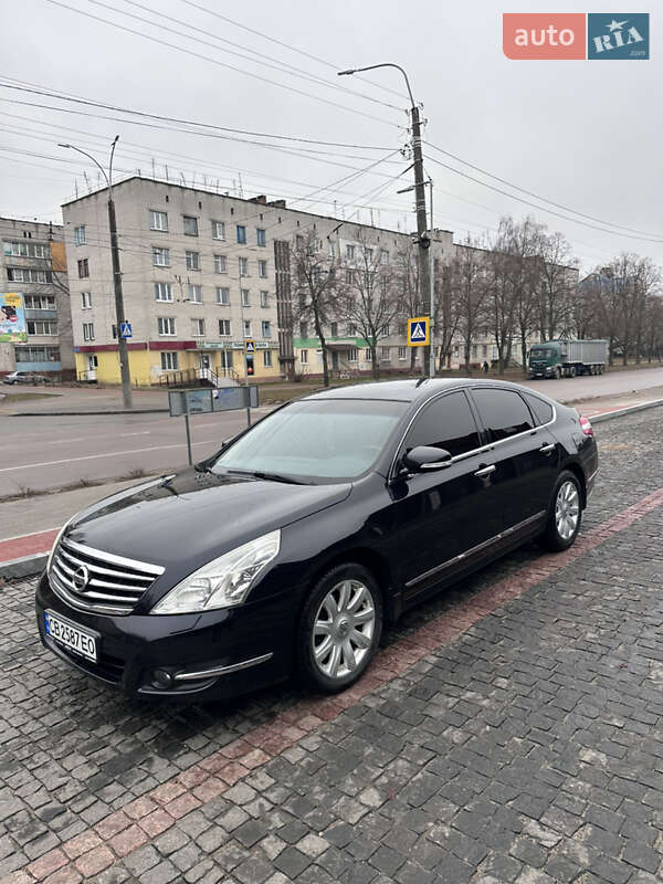 Nissan Teana (2010)