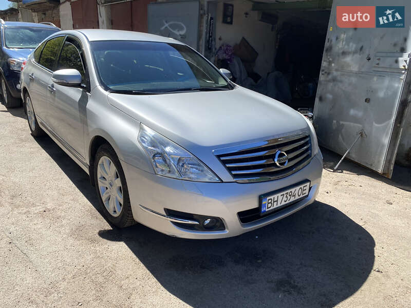 Nissan Teana (2010)
