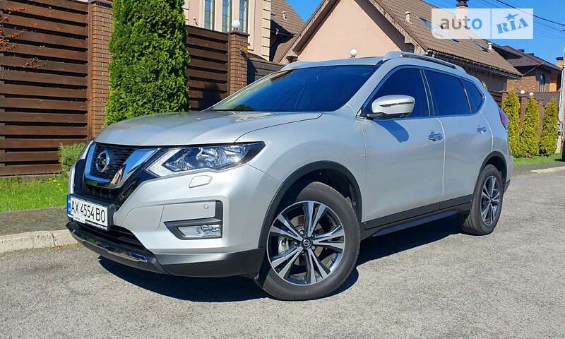 Nissan X-trail (2019)