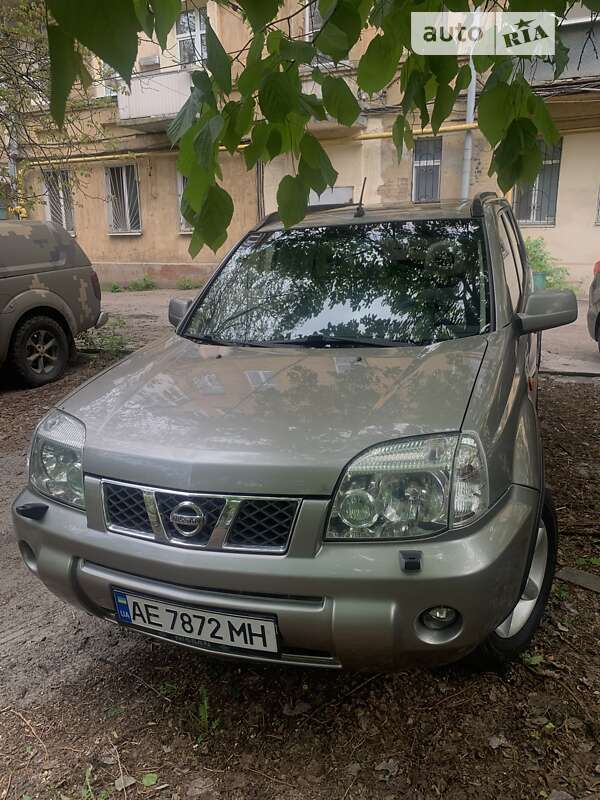 Nissan X-trail (2004)