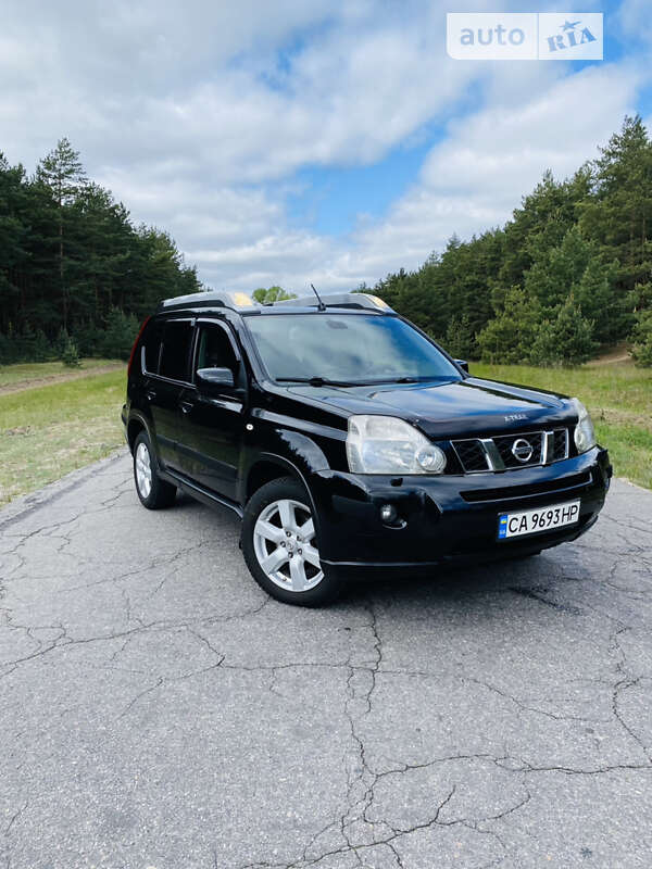 Nissan X-trail (2008)