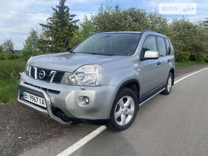 Nissan X-trail (2008)