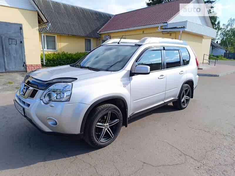 Nissan X-trail (2012)